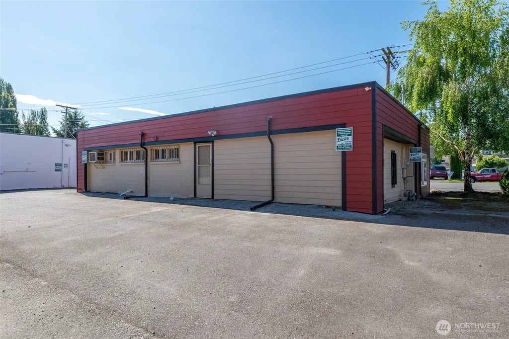915 Mclean Road Mount Vernon WA 98273