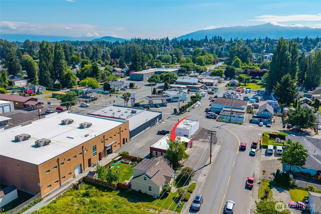 915 Mclean Road Mount Vernon WA 98273