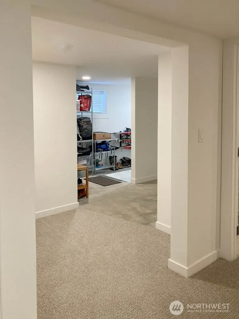 3943 S Orcas Street Seattle WA 98118