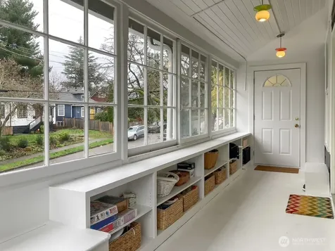 3943 S Orcas Street Seattle WA 98118
