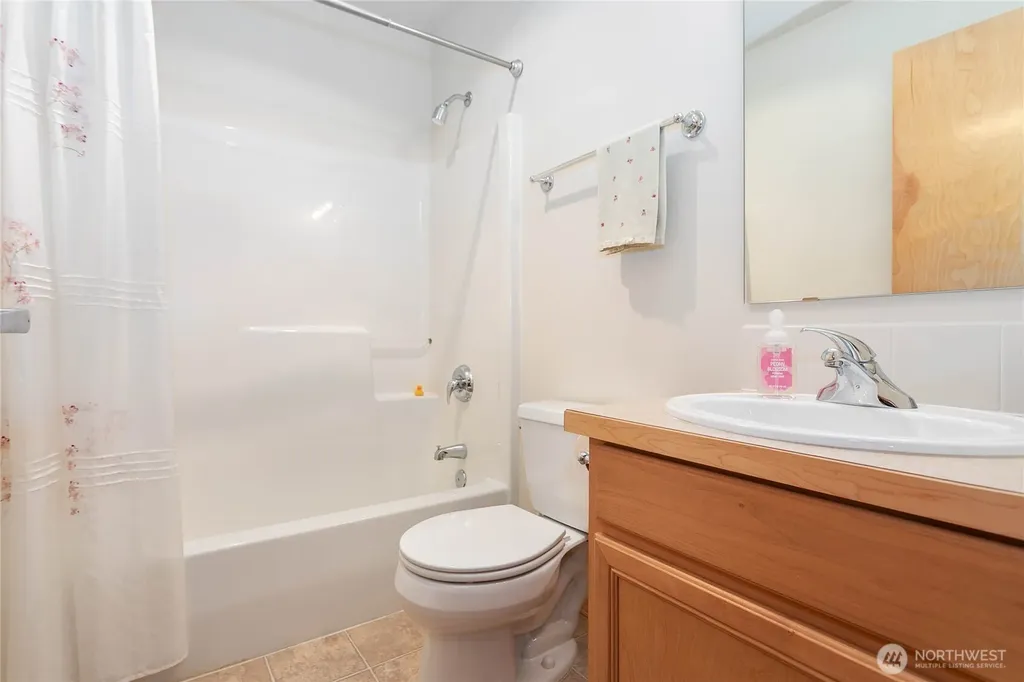 4614 Celia Way Bellingham WA 98226