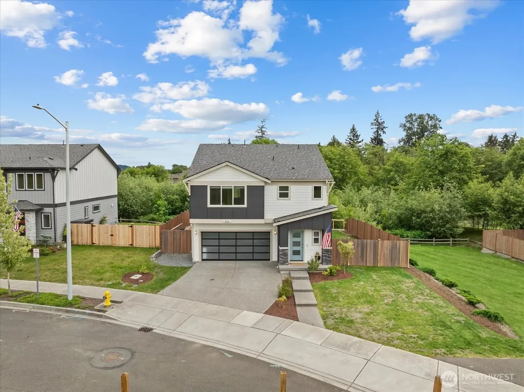 2131 8th Place Snohomish WA 98290