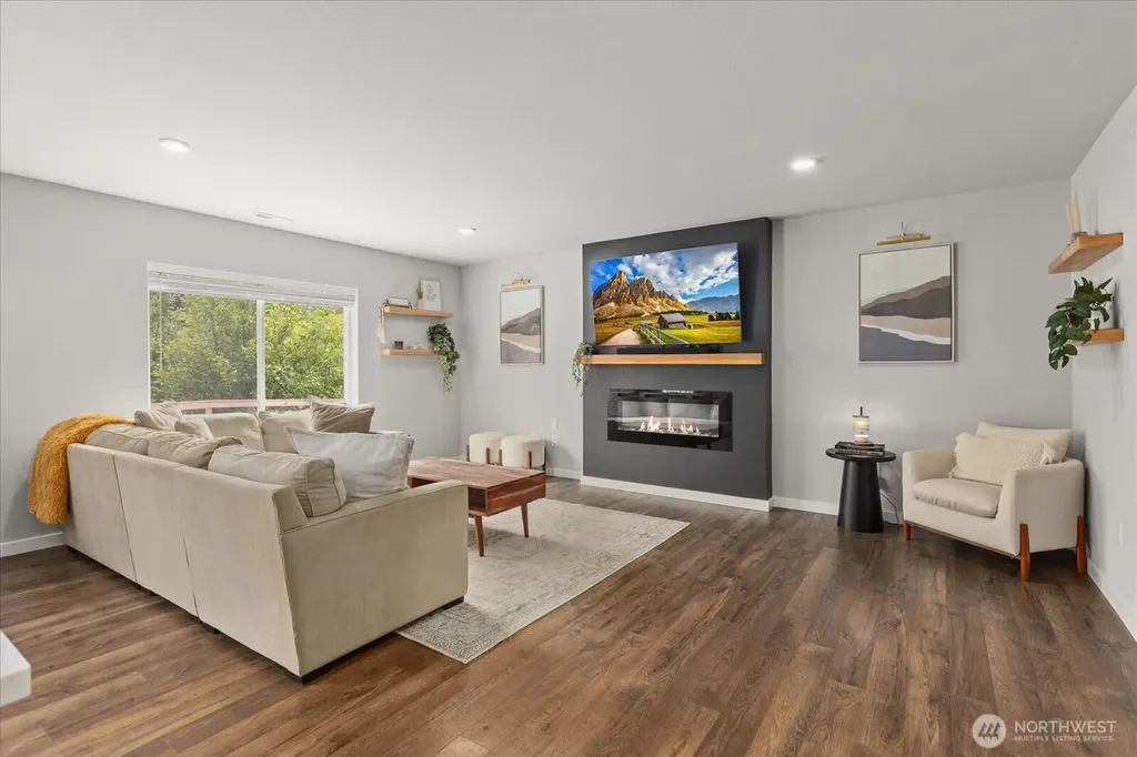 2131 8th Place Snohomish WA 98290