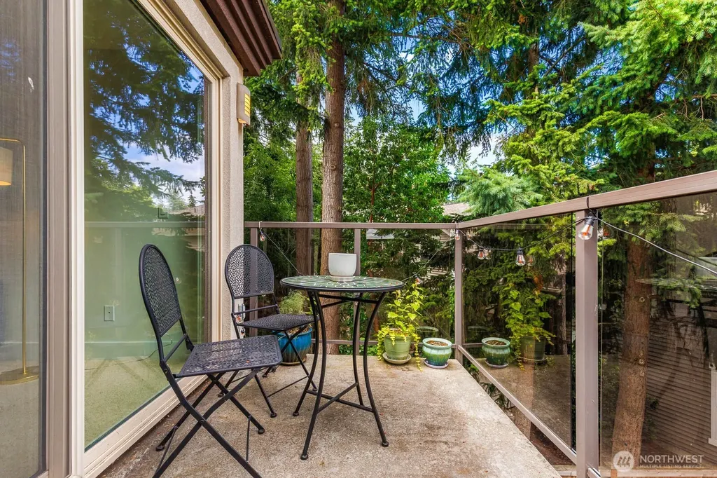 8503 Bowdoin Way Edmonds WA 98026