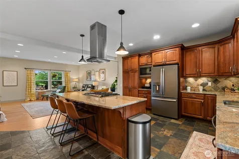 104 35th Street NW East Wenatchee WA 98802