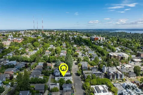 601 21st Avenue Seattle WA 98122