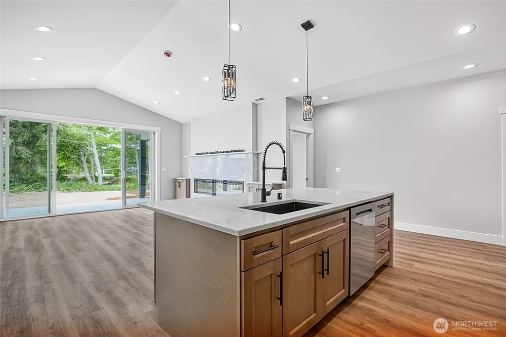647 Skamokawa Court SE Ocean Shores WA 98569