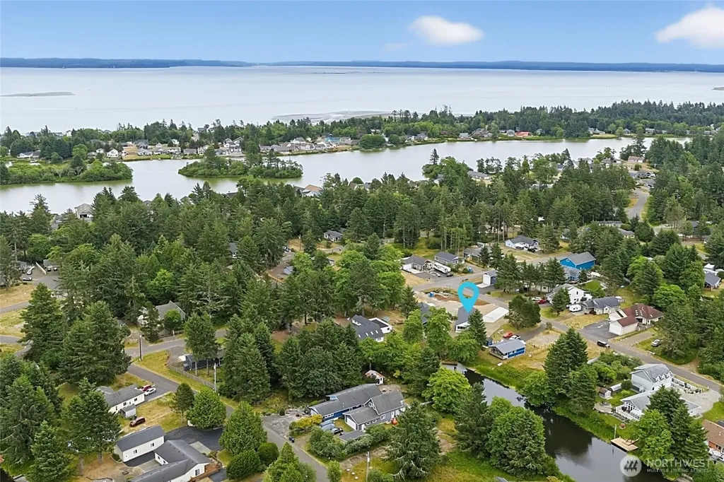 647 Skamokawa Court SE Ocean Shores WA 98569