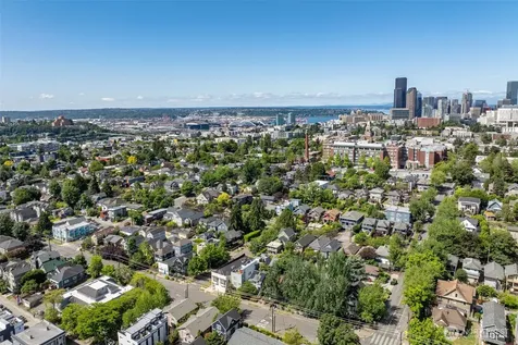 601 21st Avenue Seattle WA 98122