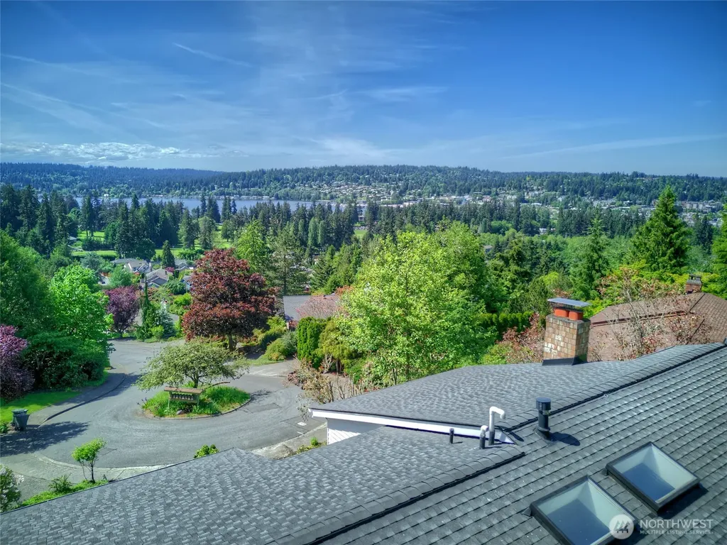 7079 NE 163rd Street Kenmore WA 98028