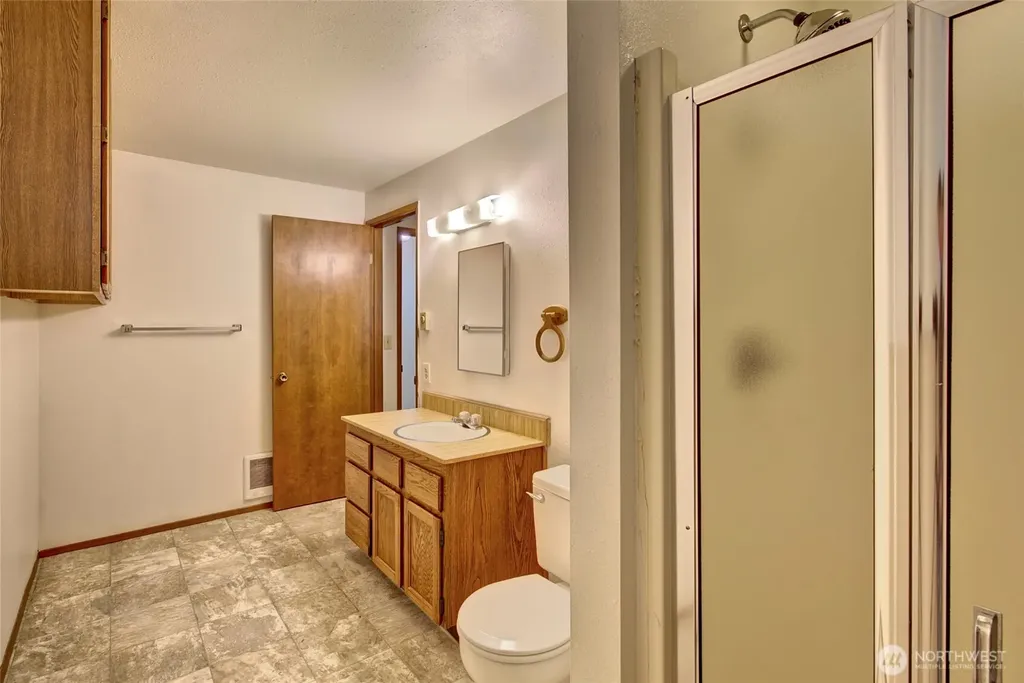 7079 NE 163rd Street Kenmore WA 98028
