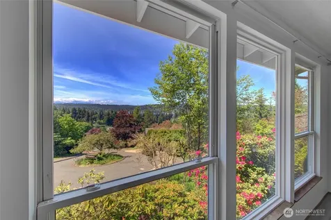7079 NE 163rd Street Kenmore WA 98028