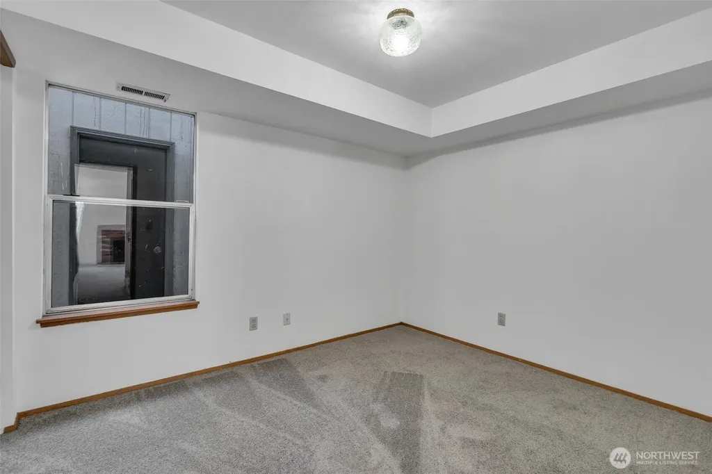 1204 31st St NE Auburn WA 98002