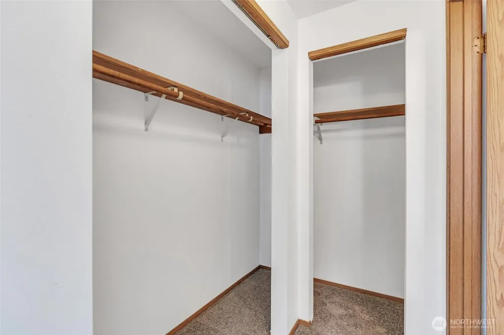 1204 31st St NE Auburn WA 98002