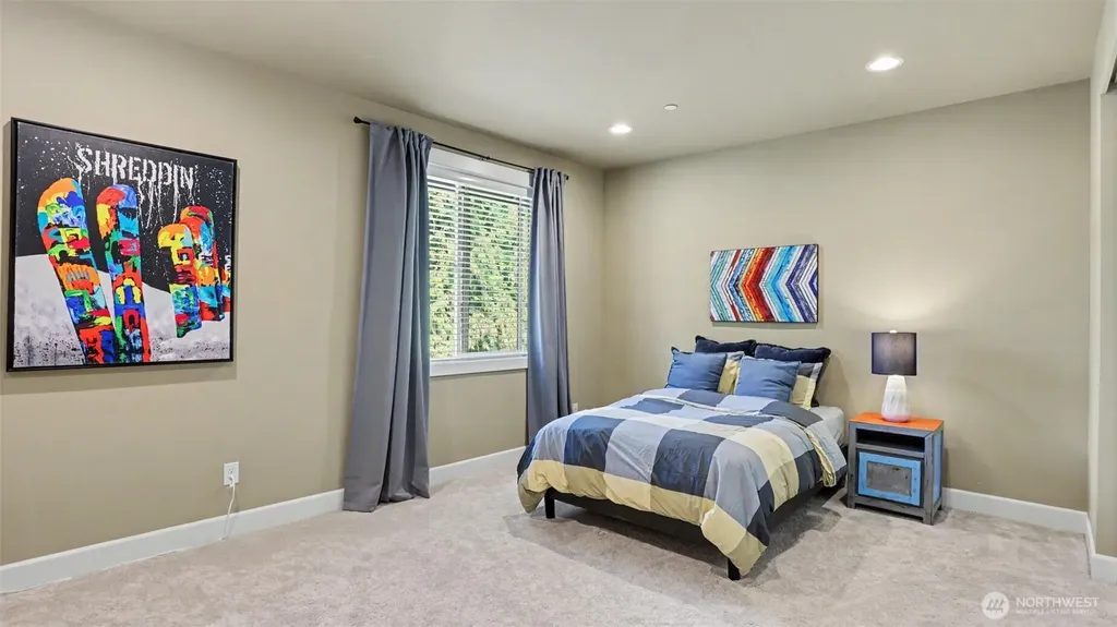 24020 NE 20th Street Sammamish WA 98074