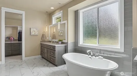 24020 NE 20th Street Sammamish WA 98074