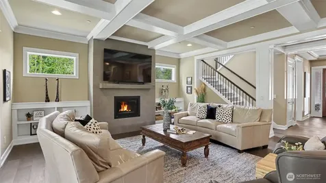 24020 NE 20th Street Sammamish WA 98074