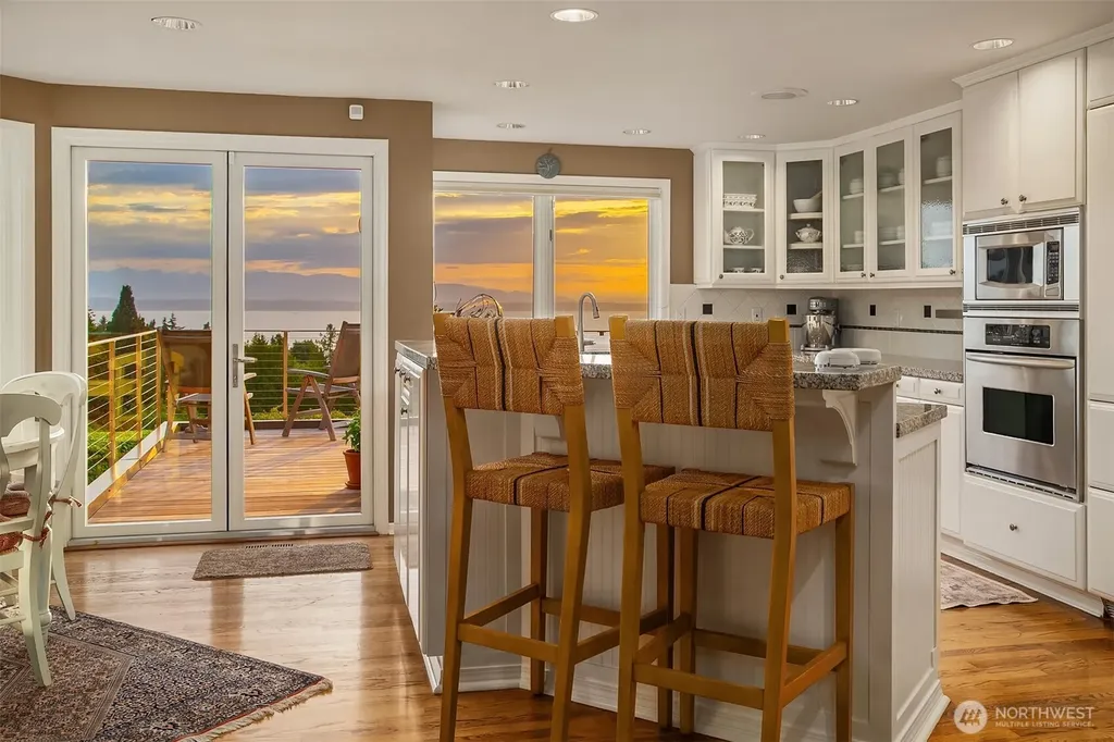 17020 74th Avenue W Edmonds WA 98026