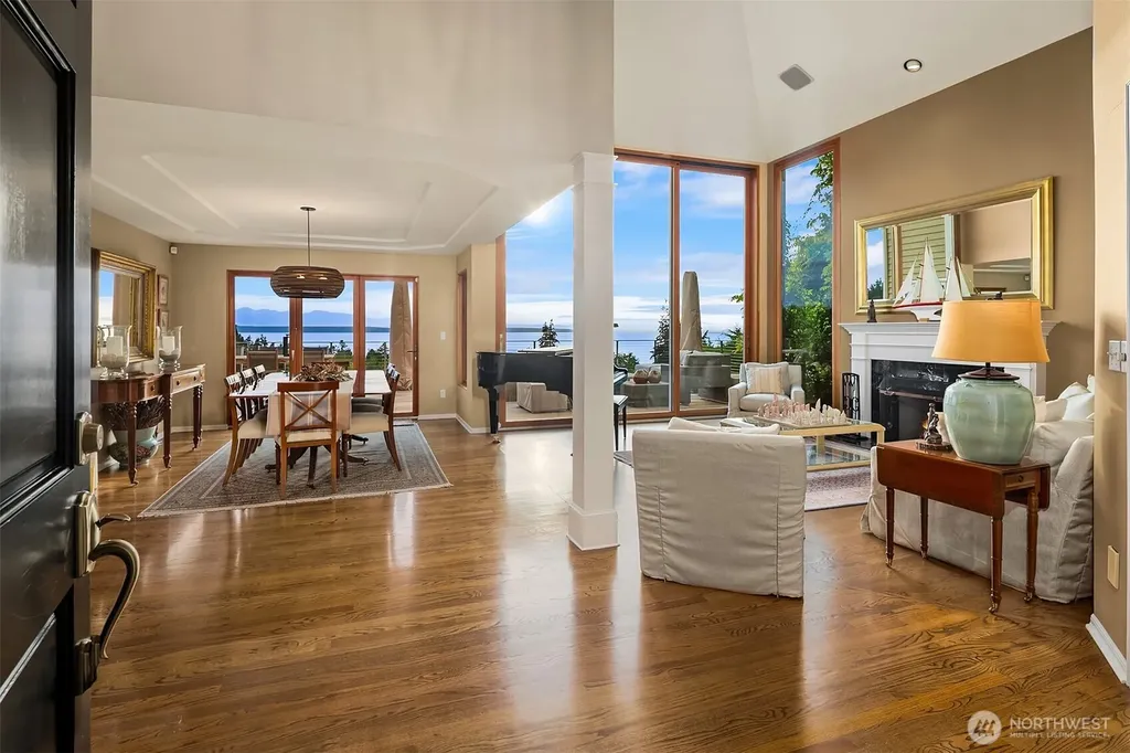 17020 74th Avenue W Edmonds WA 98026