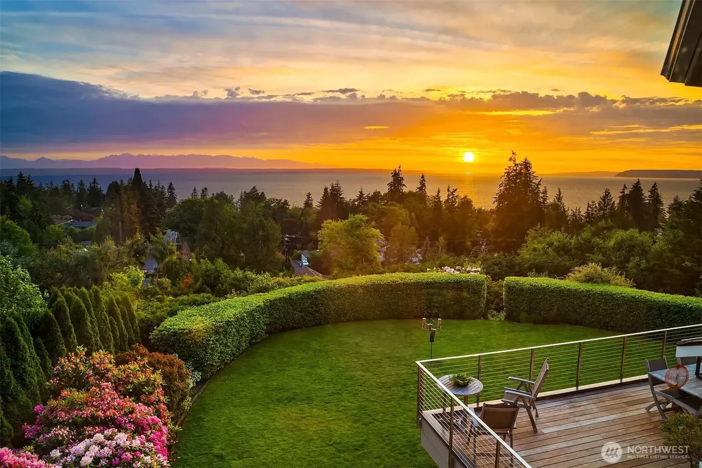 17020 74th Avenue W Edmonds WA 98026