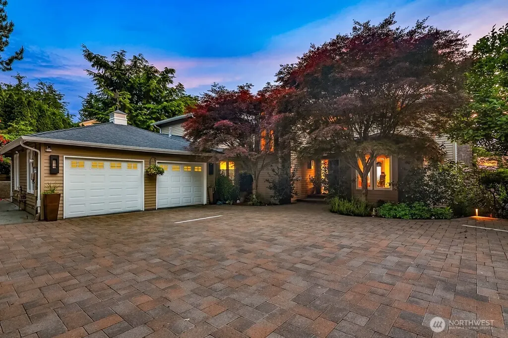 17020 74th Avenue W Edmonds WA 98026