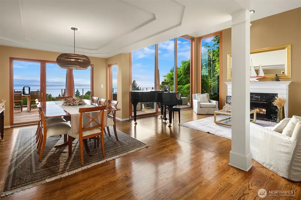 17020 74th Avenue W Edmonds WA 98026