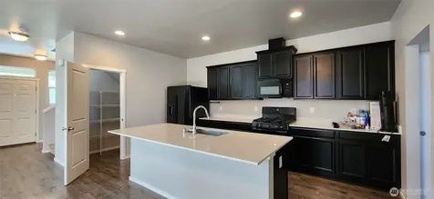 8709 56th Street NE Marysville WA 98270