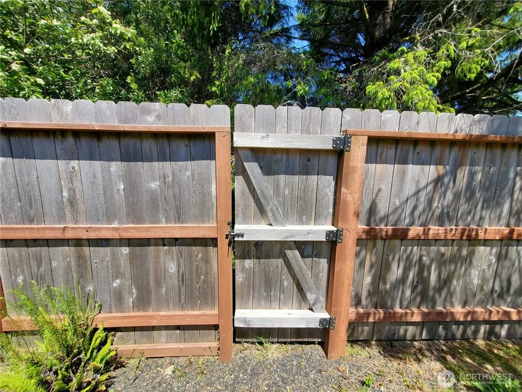 168 N Narwhal Loop NW Ocean Shores WA 98569