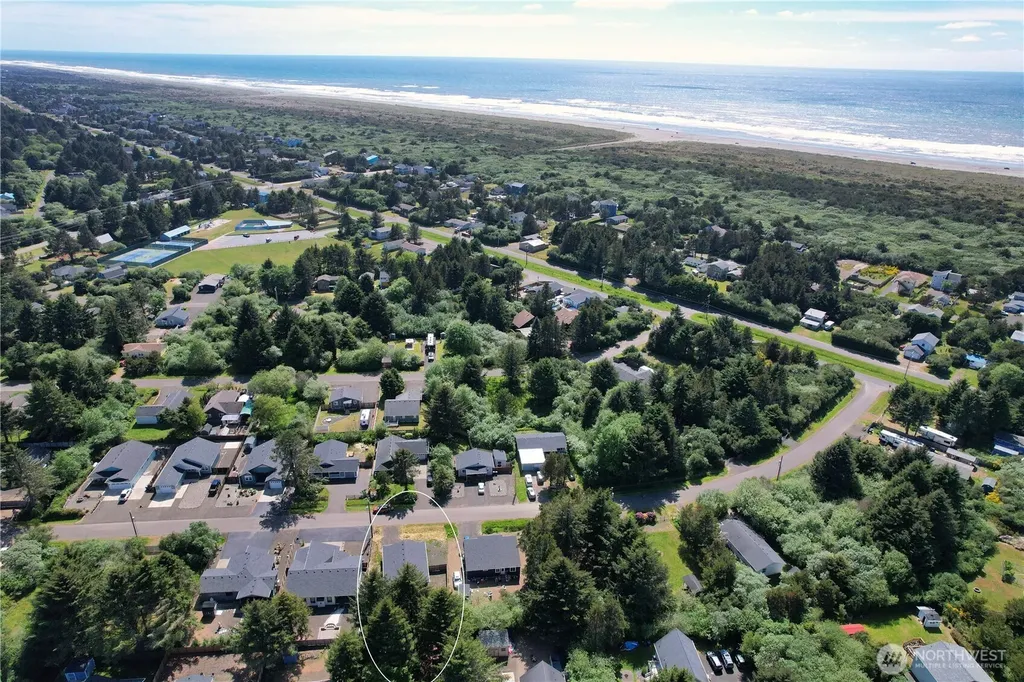 168 N Narwhal Loop NW Ocean Shores WA 98569