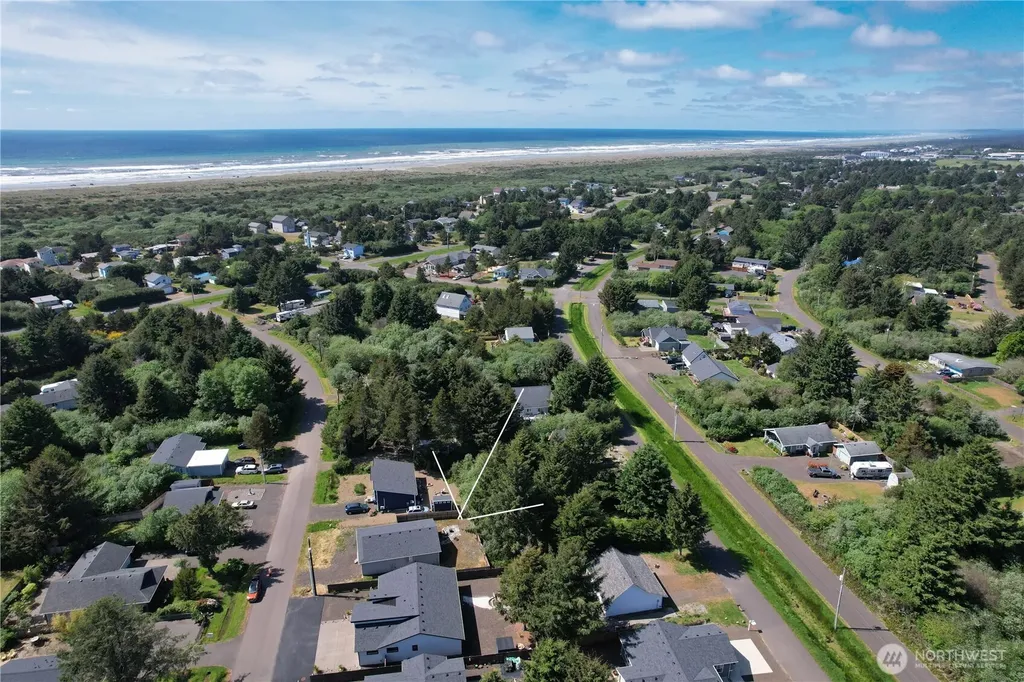 168 N Narwhal Loop NW Ocean Shores WA 98569