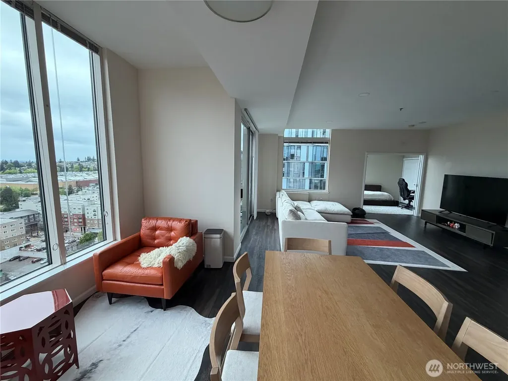 177 107th Avenue NE Bellevue WA 98004