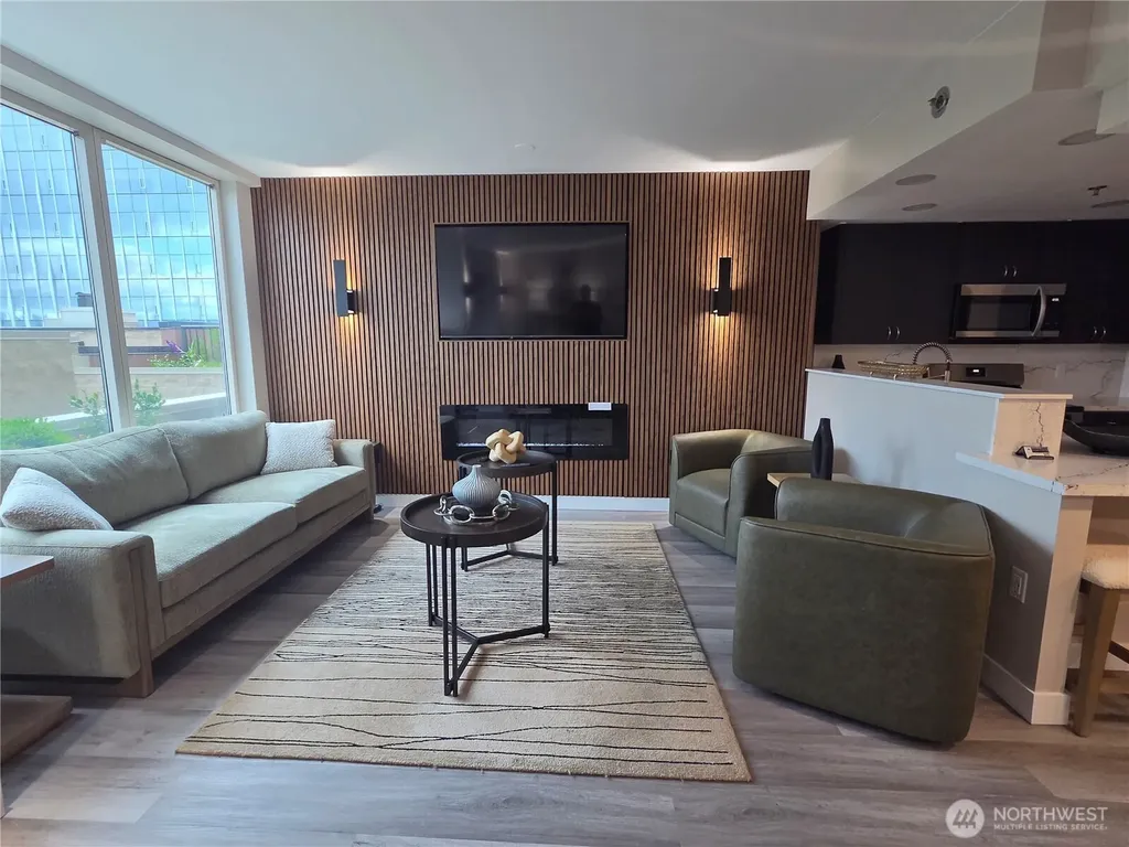 177 107th Avenue NE Bellevue WA 98004