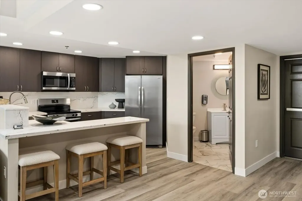 177 107th Avenue NE Bellevue WA 98004
