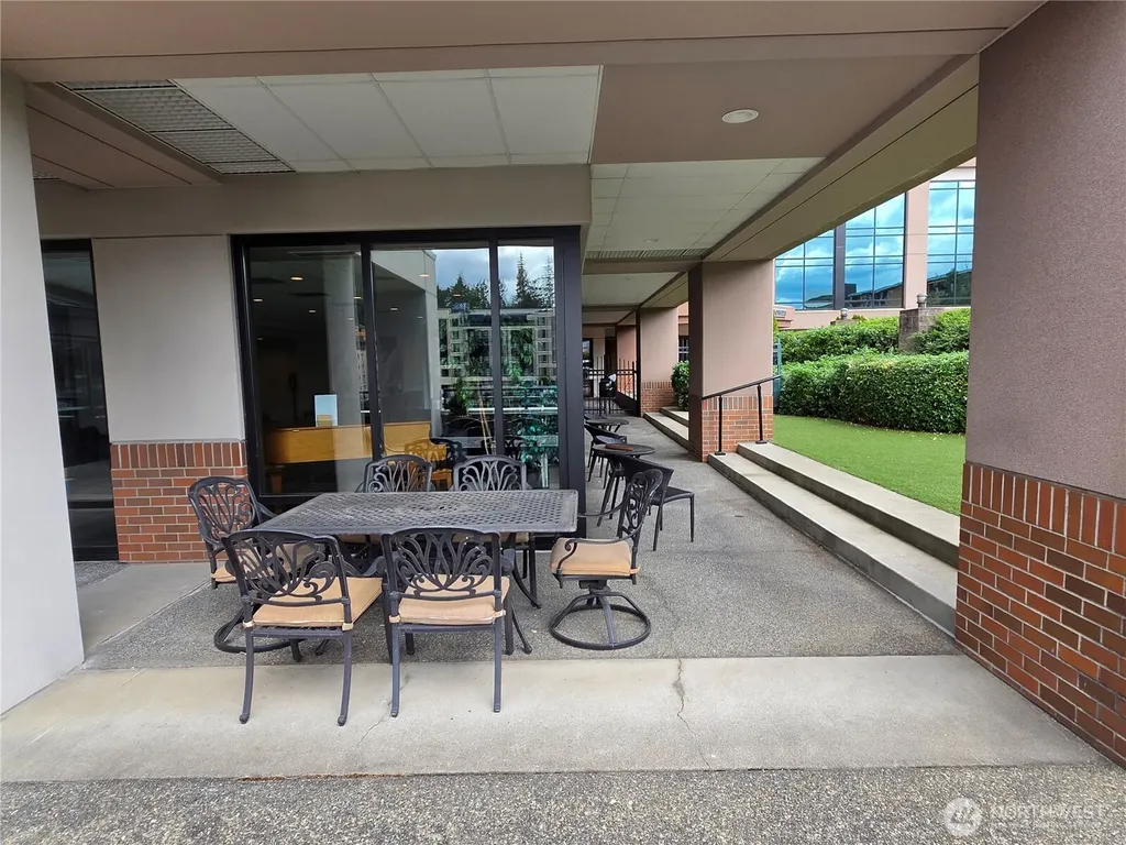 177 107th Avenue NE Bellevue WA 98004