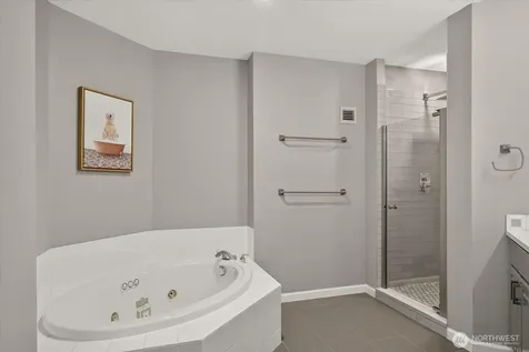 177 107th Avenue NE Bellevue WA 98004