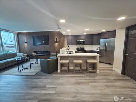 177 107th Avenue NE Bellevue WA 98004