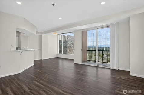 177 107th Avenue NE Bellevue WA 98004