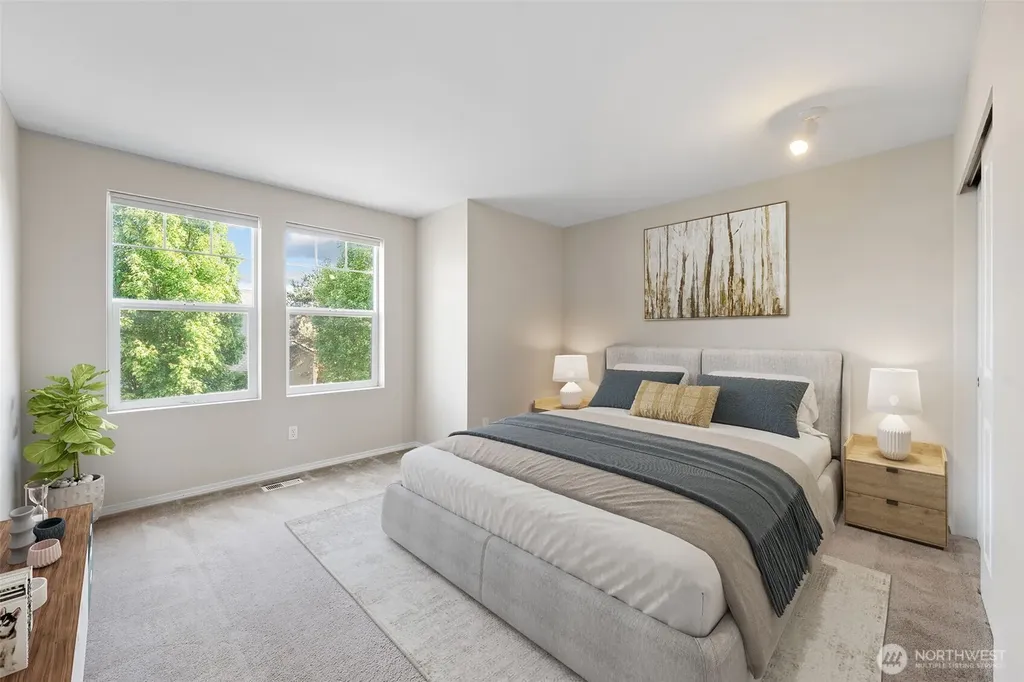 6529 Elizabeth Loop SE Auburn WA 98092