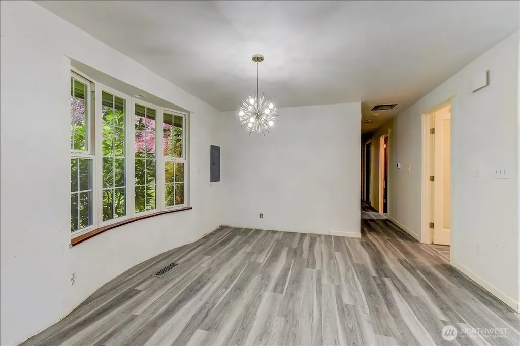 15708 70th Avenue W Edmonds WA 98026