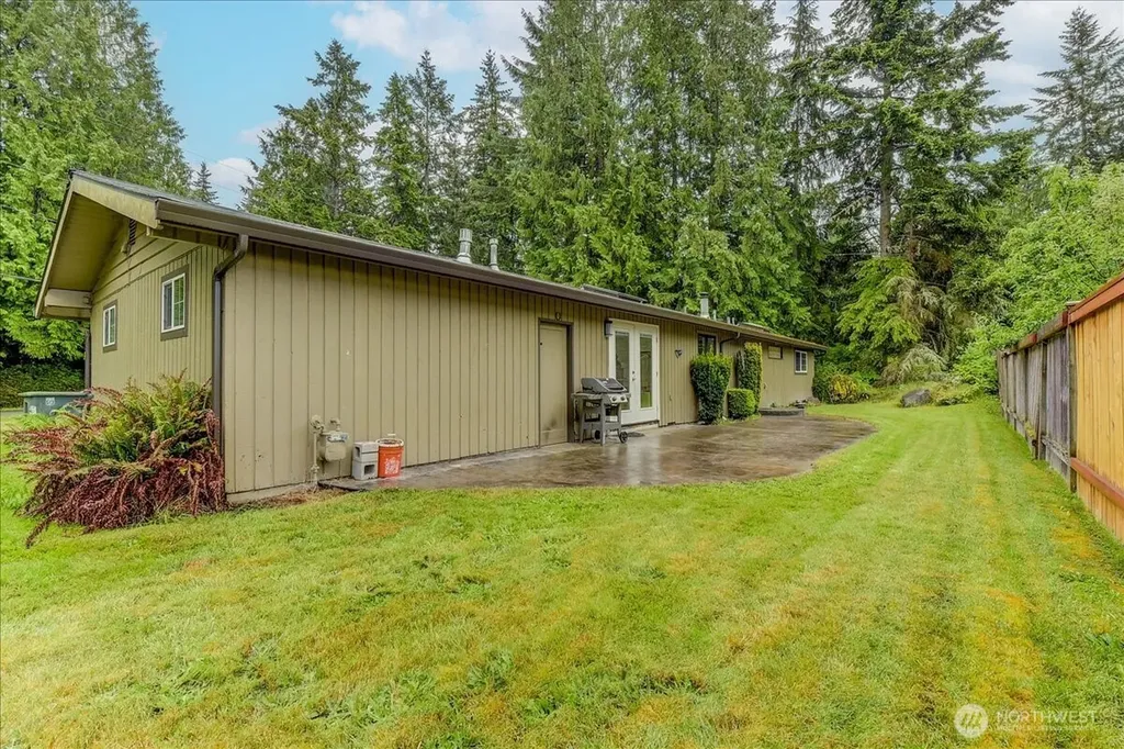 15708 70th Avenue W Edmonds WA 98026