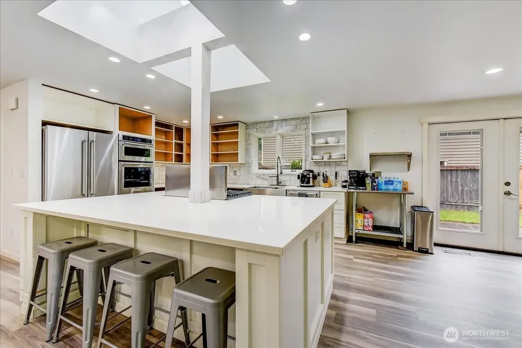 15708 70th Avenue W Edmonds WA 98026