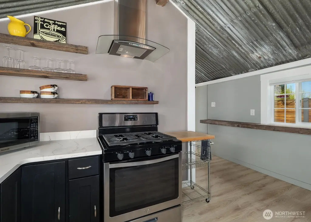 233 W Washington Street Sequim WA 98382