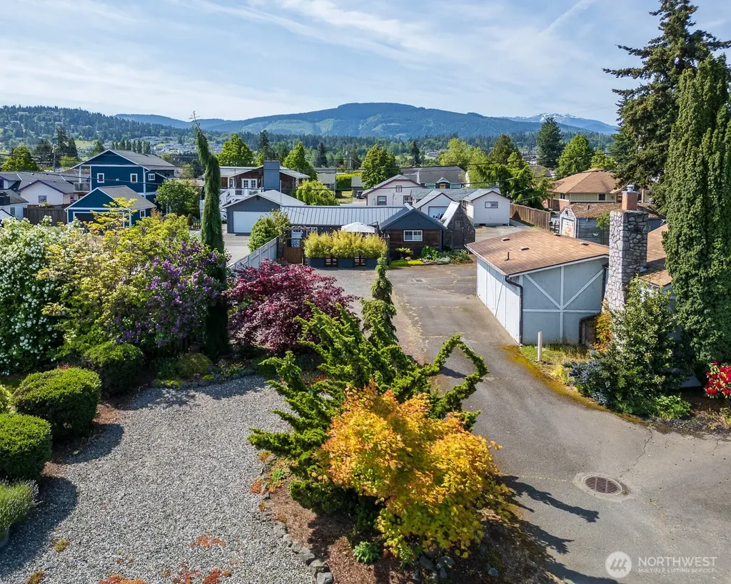 233 W Washington Street Sequim WA 98382