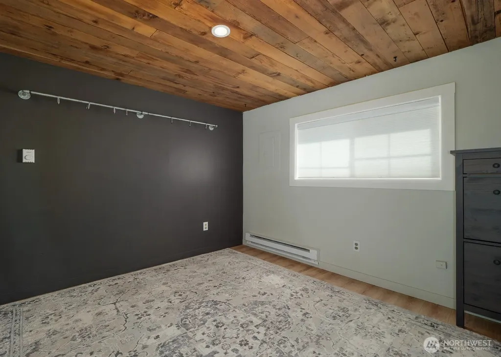 233 W Washington Street Sequim WA 98382