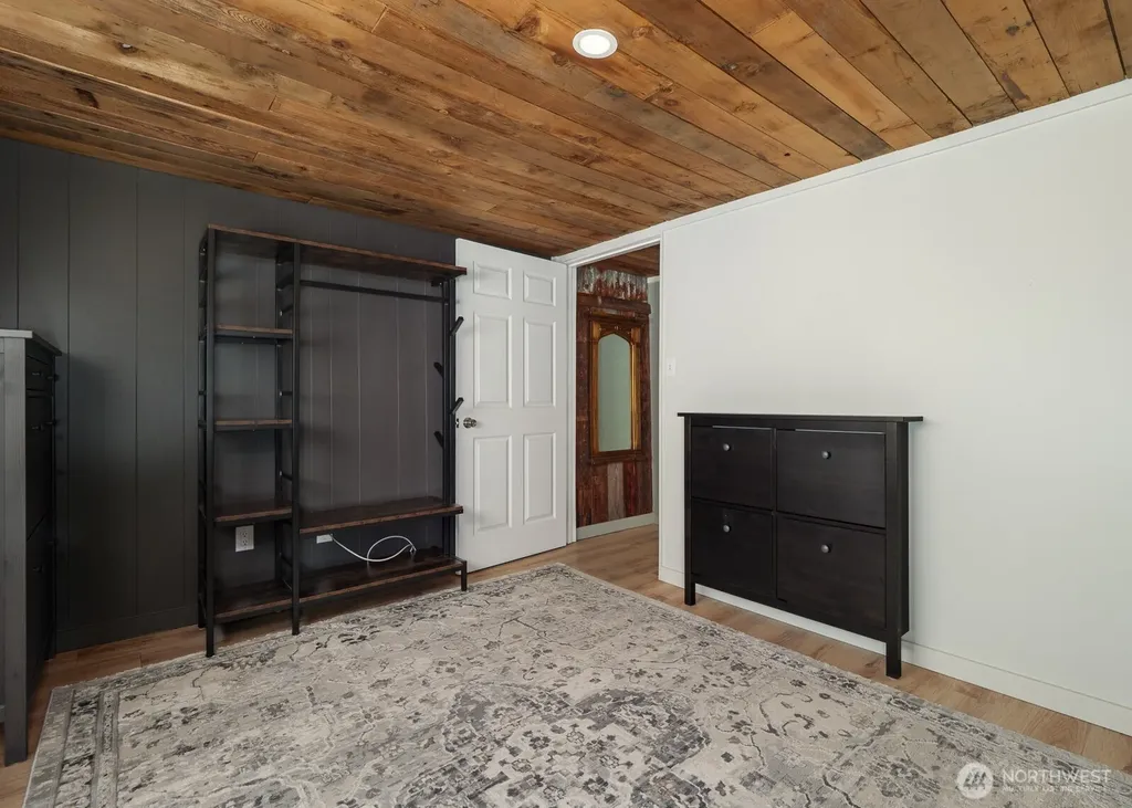 233 W Washington Street Sequim WA 98382
