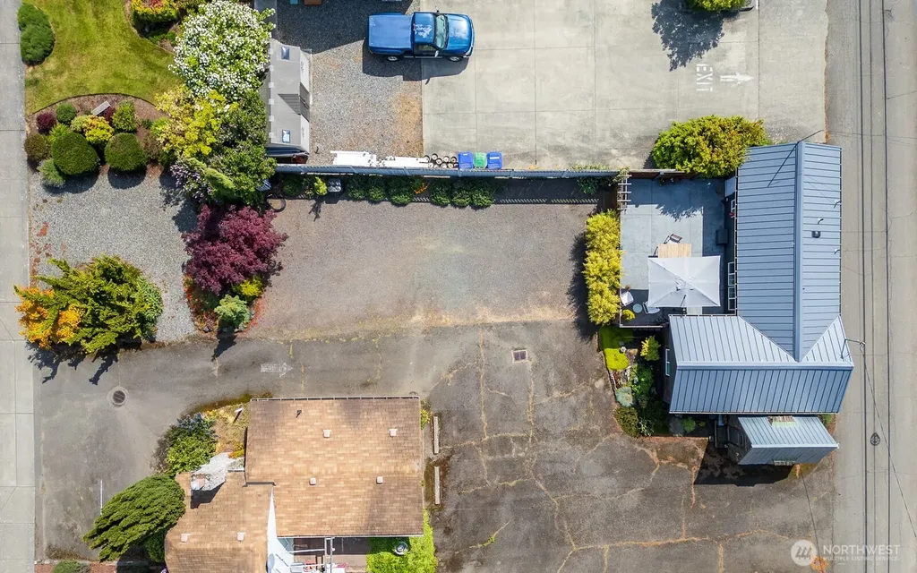233 W Washington Street Sequim WA 98382