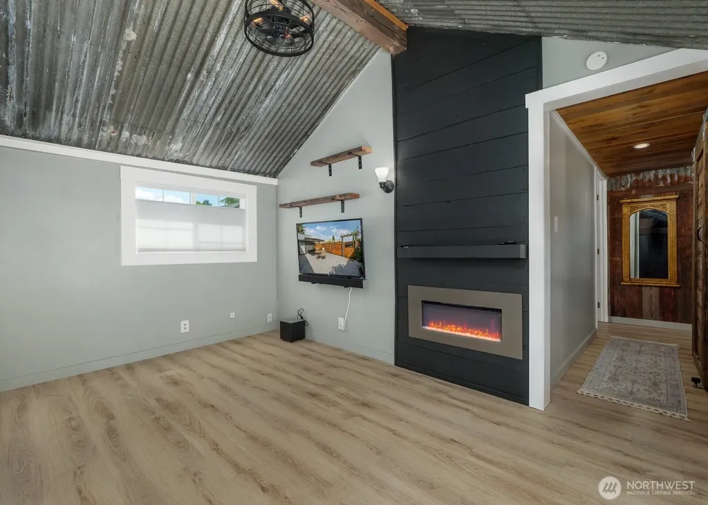 233 W Washington Street Sequim WA 98382