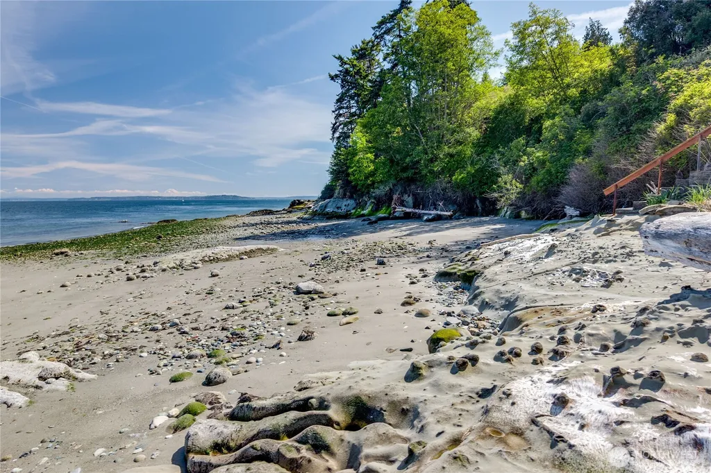 252 Jansen Road Nordland WA 98358