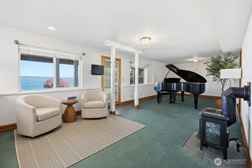 252 Jansen Road Nordland WA 98358
