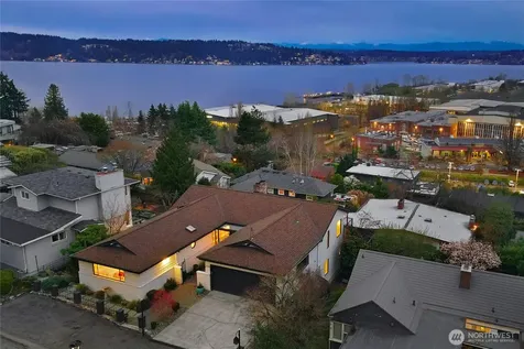7710 57th Avenue NE Seattle WA 98115